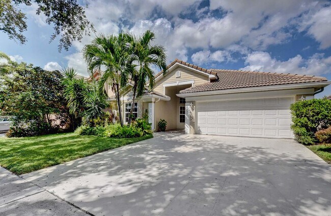 Building Photo - 1151 Delray Lakes Dr