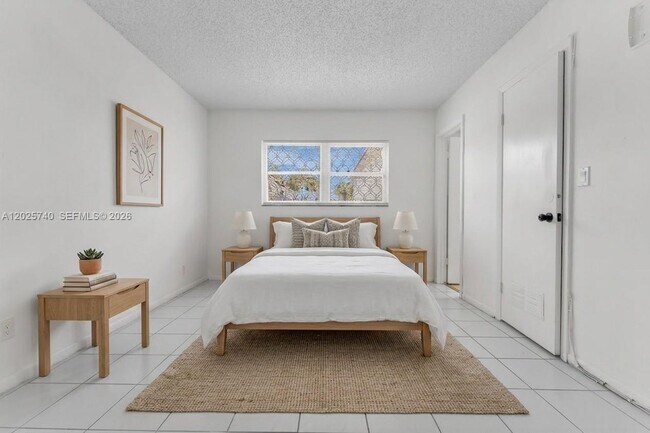 Foto del edificio - 321 SW 1st Ct