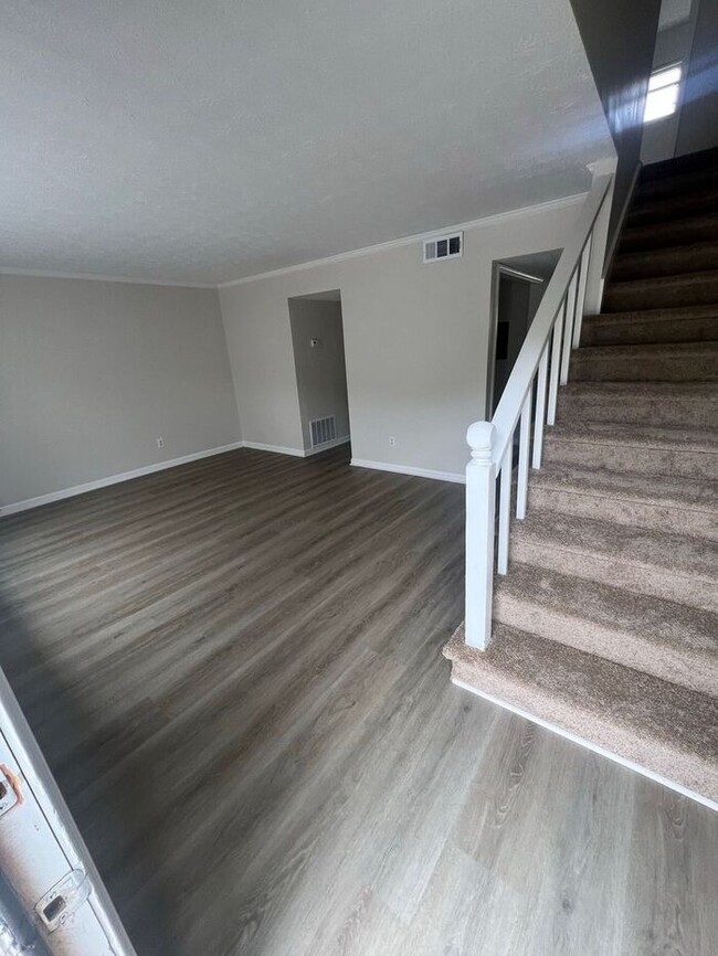 Building Photo - !!!WARNING: AVOID SCAMS CONFIRM RENTAL AT ...