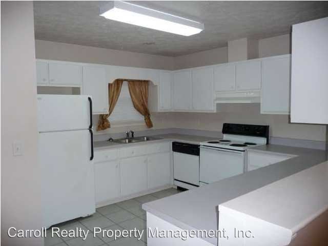 Building Photo - 3 br, 2 bath House - 2823 E. 17th St