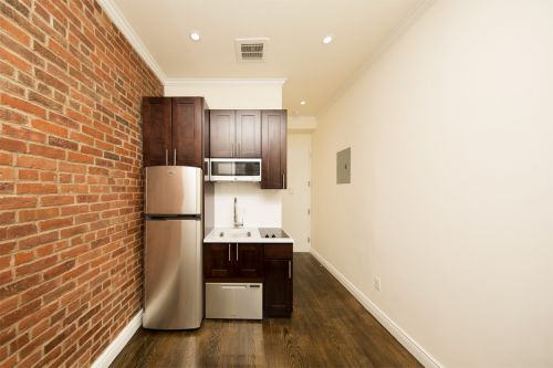 Foto principal - 316 E 14th St