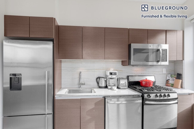 Building Photo - 10 Downing St