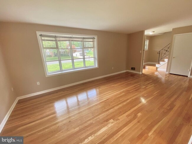 Building Photo - 8121 Edmonton Ct