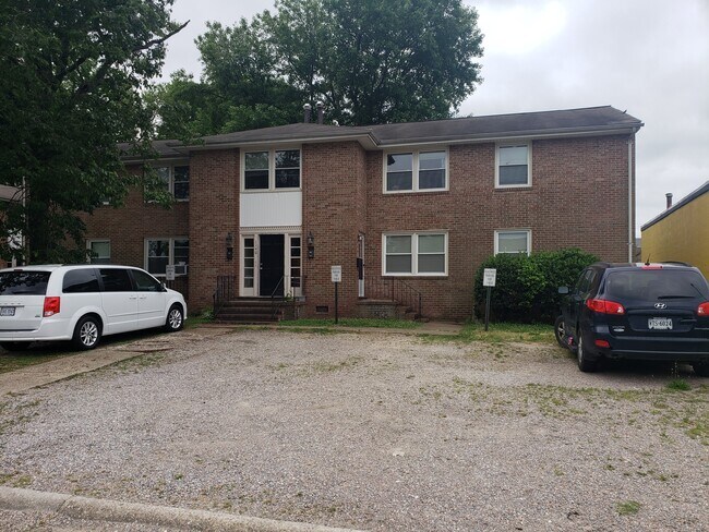 Building Photo - 1140 Shuford Ave