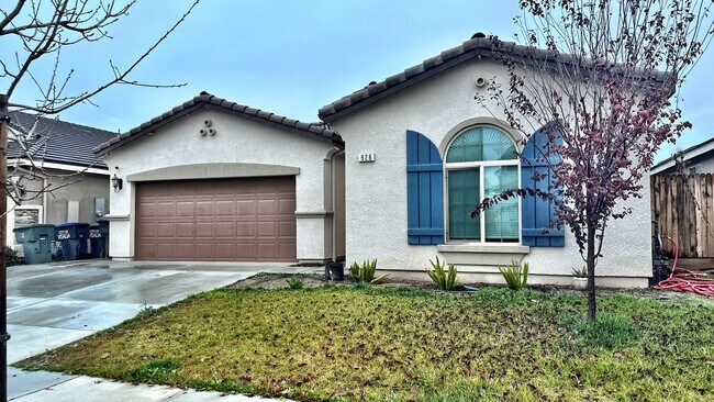 Building Photo - 926 W. SEDONA AVE - 3 BEDROOM 2 BATH + OFF...