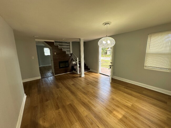 Foto del edificio - 1717 Mc Quade St