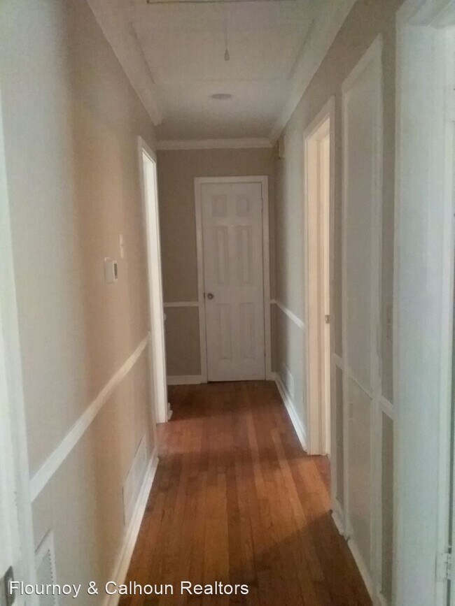 Building Photo - 3 br, 2 bath House - 380 Victoria Drive