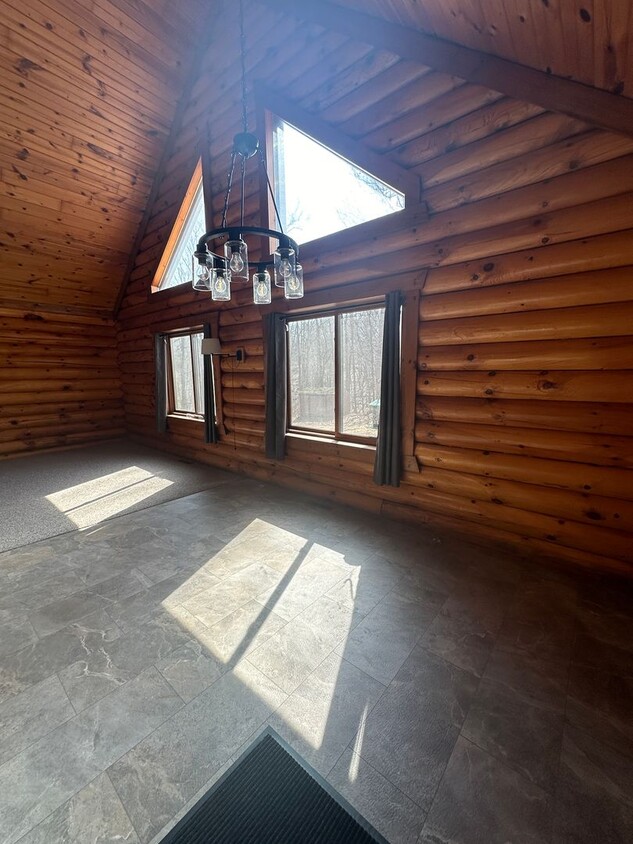 Foto principal - Log Cabin in Camp Douglas, WI