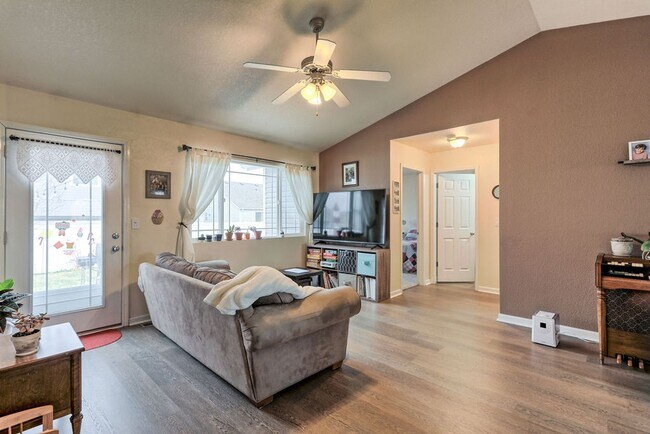 Foto del edificio - 3 Bedroom Ranch in Wellington