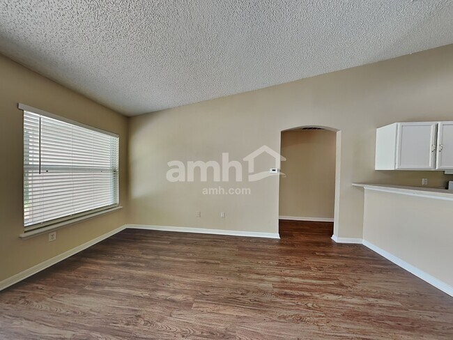 Building Photo - 10191 Wood Dove Way