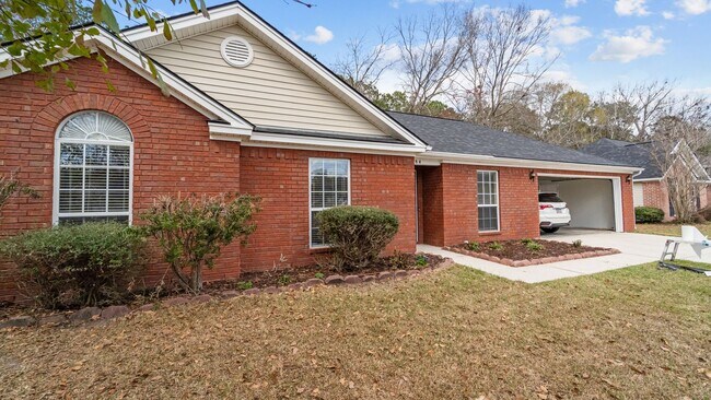 Foto del edificio - Charming 3-Bedroom Home on Quiet Cul-de-Sac in Sterling Creek, Richmond Hill!