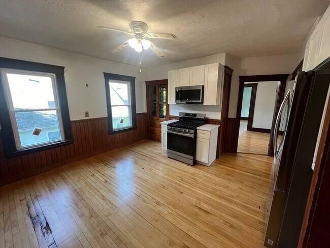 Foto del edificio - 72 Everard St