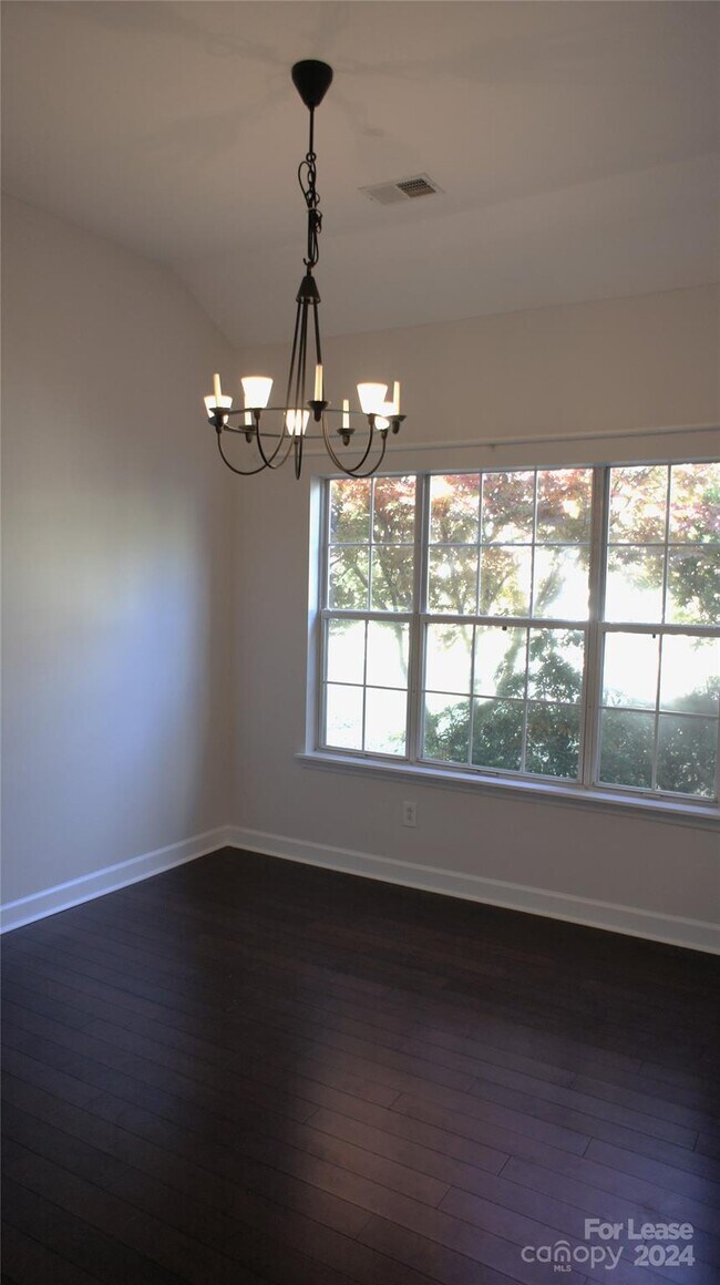 Building Photo - 9120 Twilight Hill Ct