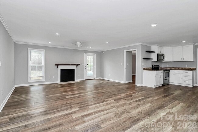 Foto del edificio - 1406 Pleasant Plains Rd