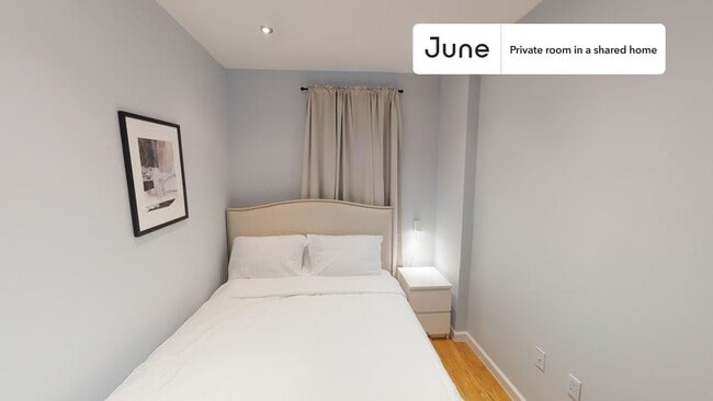 Building Photo - Room in Shared 4 bed/1.5 bath home