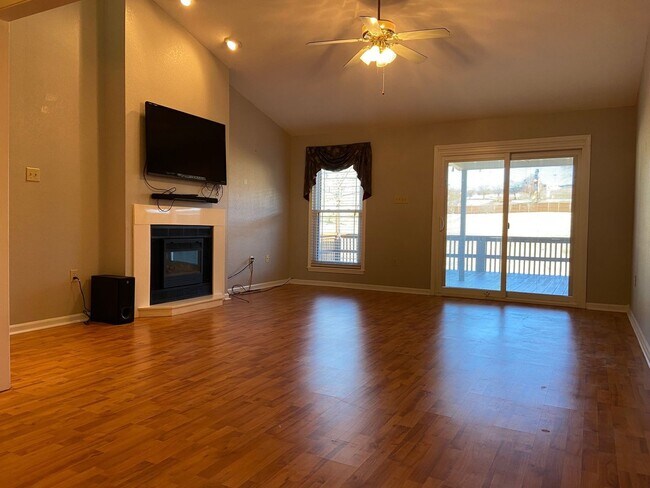 Foto del edificio - Beautiful Patio Home in Pointe Royale on t...