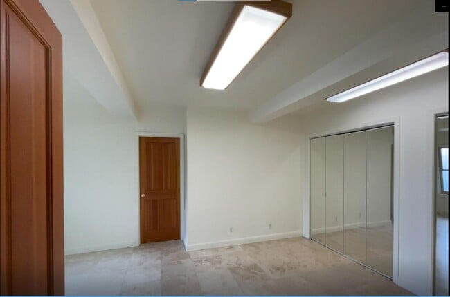 Building Photo - 218 Swett Rd