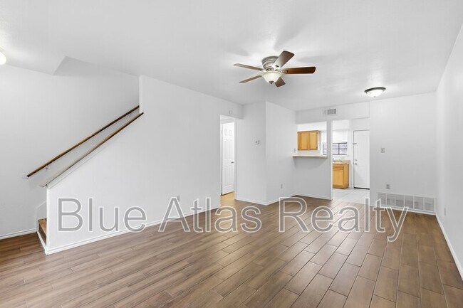 Building Photo - 2713 Wimbledon Ct