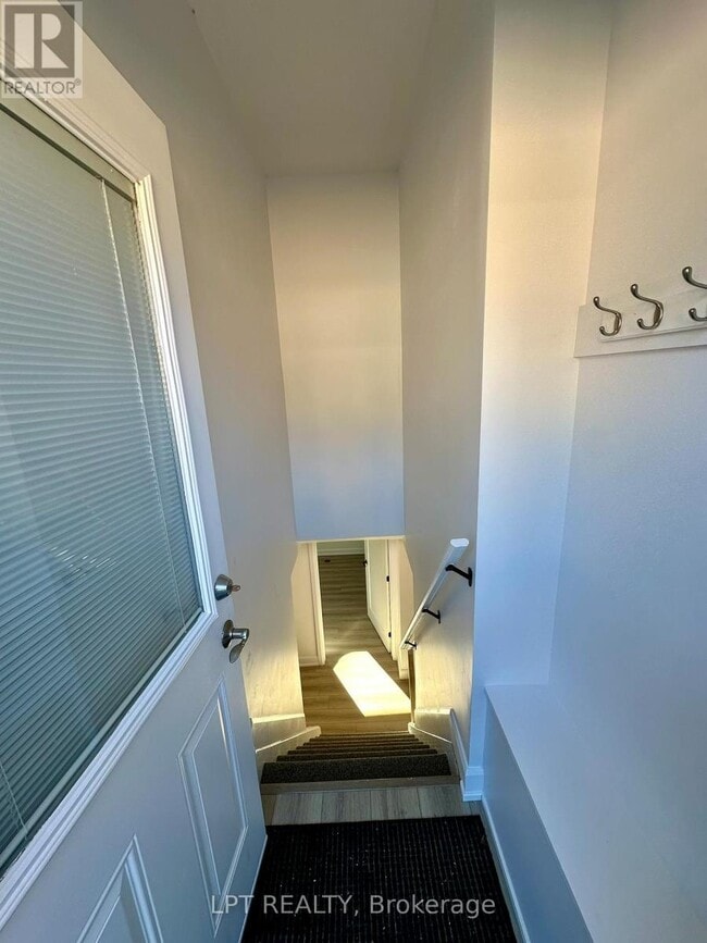 Building Photo - 2101 Arch St