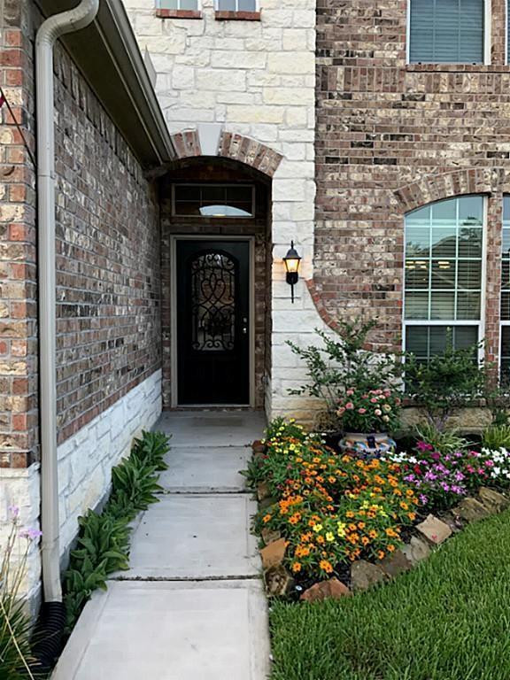 Foto del edificio - 2230 Brown Oak Dr