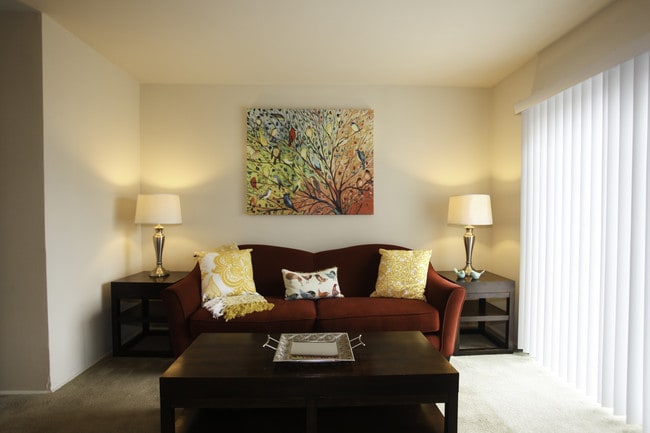 Foto del edificio - Parkside Gardens Apartments and Townhouses