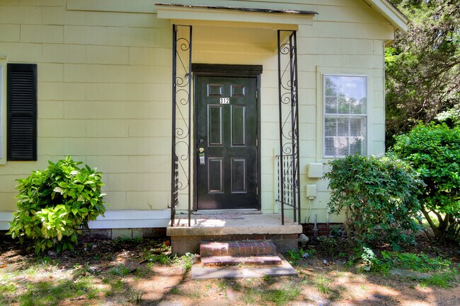 Foto del edificio - 312 Verdery Dr