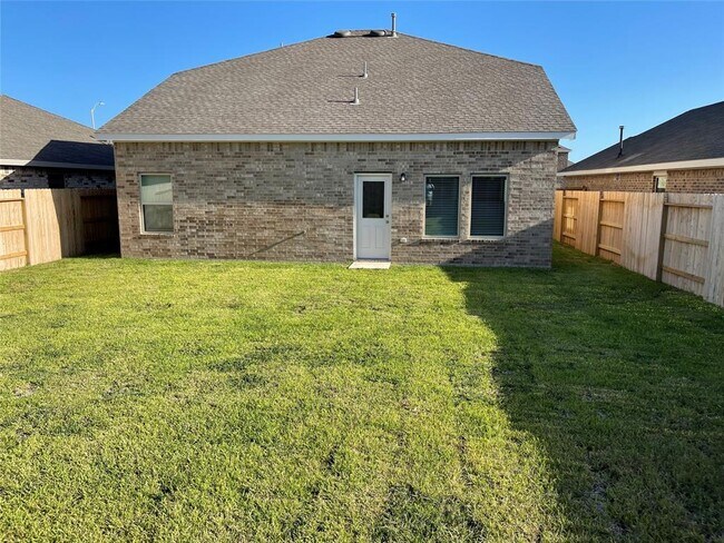 Building Photo - 1507 Twilight Grn Dr