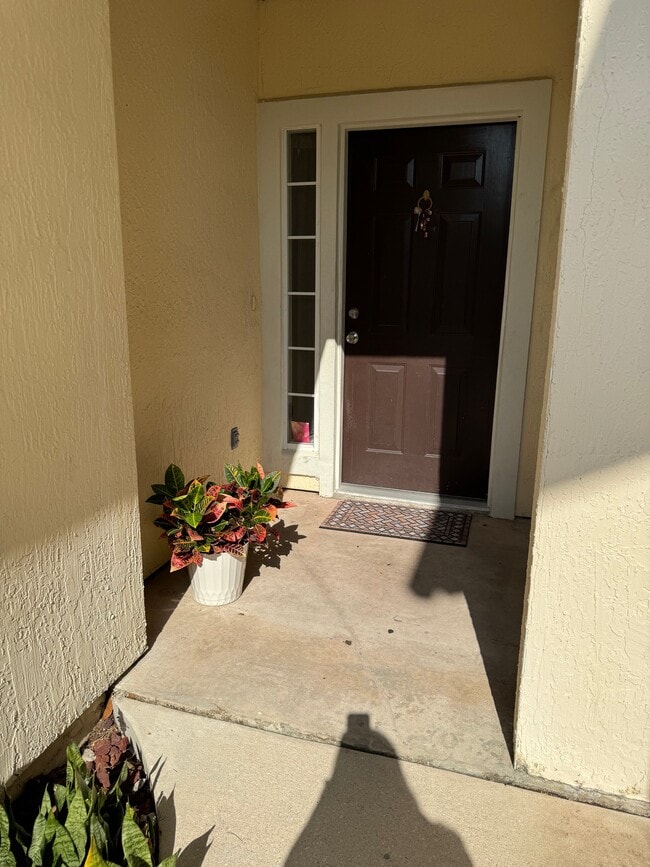 Foto del edificio - 865 Southern Creek Dr