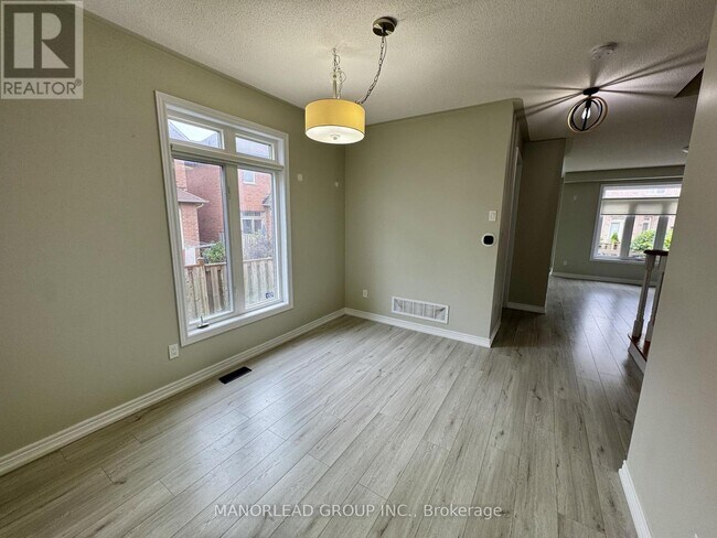 Building Photo - 91 Cabernet Rd