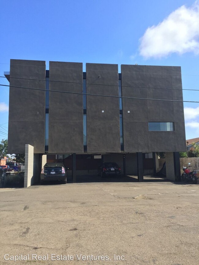 Building Photo - 2692 C St
