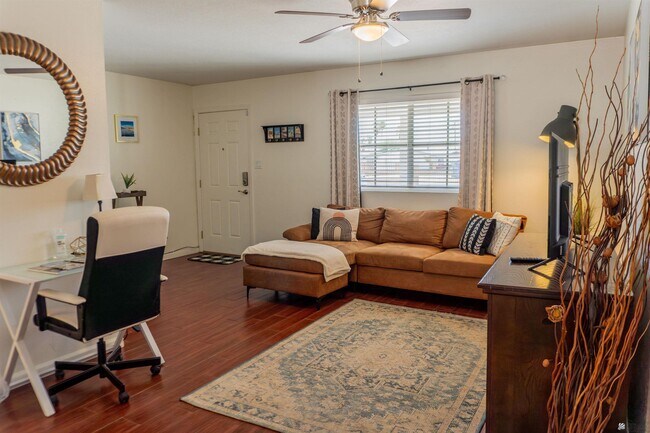 Building Photo - 379 E Hacienda Dr
