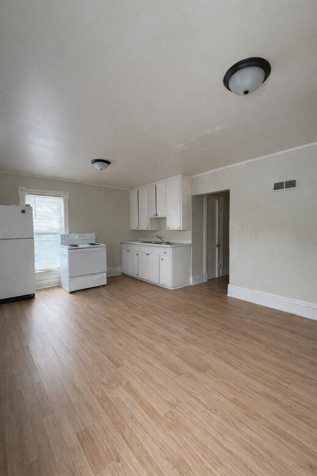 Foto del edificio - 119 S 3rd St