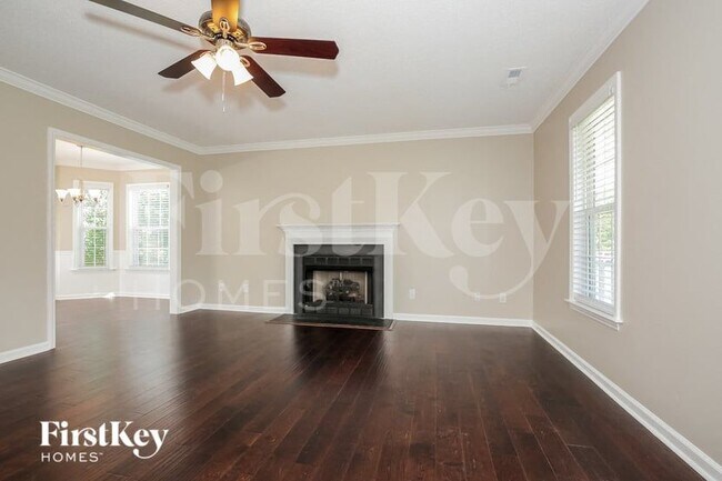 Foto del edificio - 623 Sunset Ridge Ln