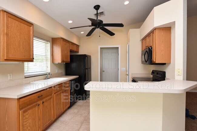 Foto del edificio - 7354 Beaumont Dr