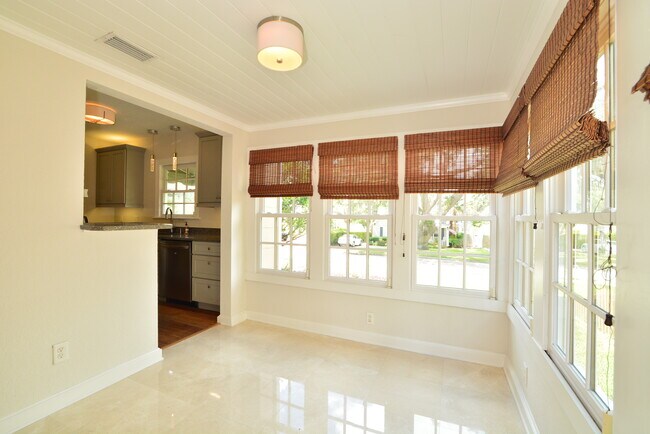 Building Photo - 1607 Delaney Ave