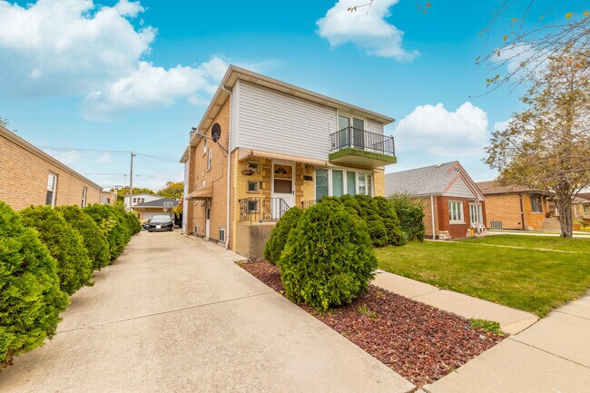 Foto del edificio - 5616 S Mayfield Ave