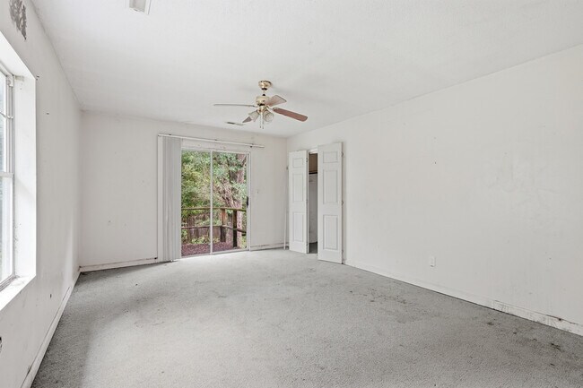 Building Photo - 615 Macon St