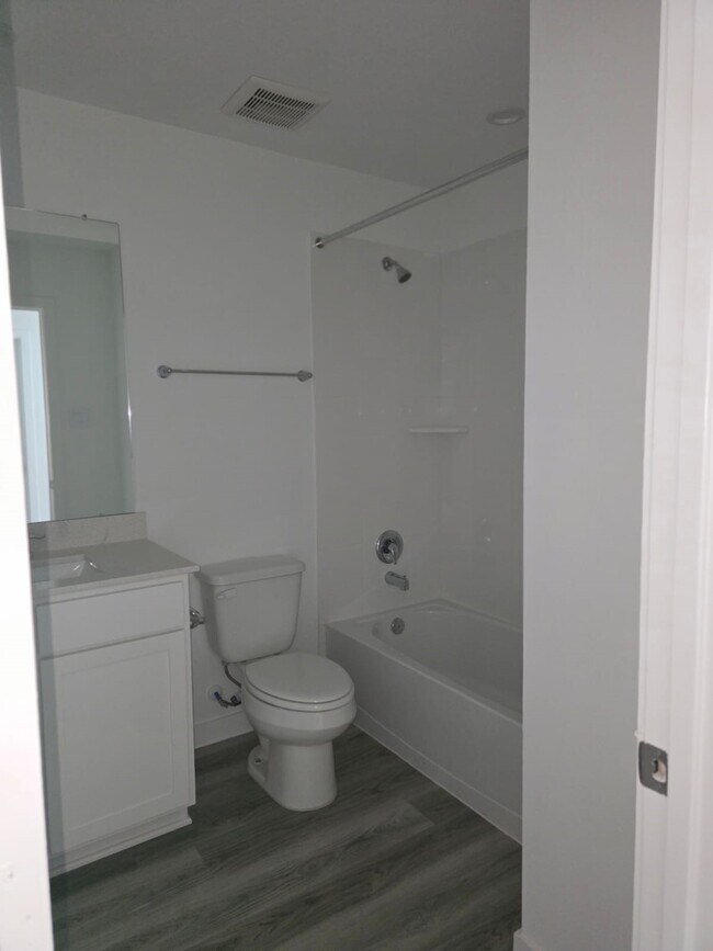 Foto del edificio - 2803 Lisburn Ter Ln