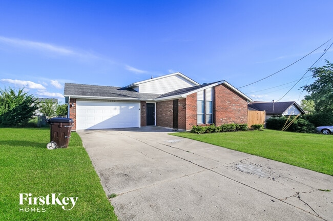 Building Photo - 1056 Merle Ct