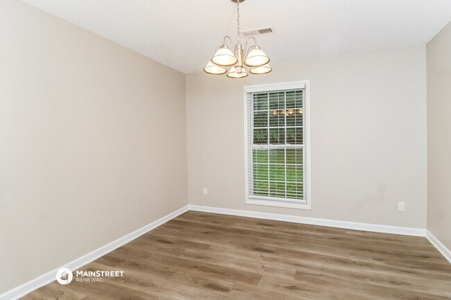 Foto del edificio - 3325 Darden Rd