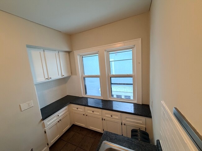 Foto del edificio - 808 Dayton Ave