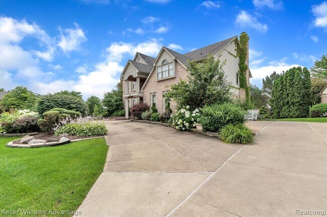 Foto del edificio - 9049 Cobblestone Cir