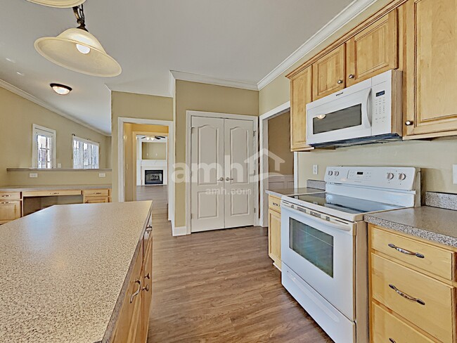 Building Photo - 2710 Marilyn Ct