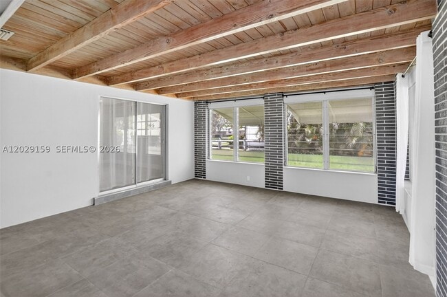 Foto del edificio - 1320 SE 10th St