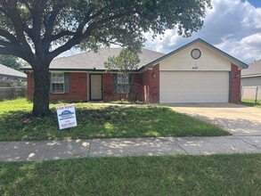 Building Photo - 4507 Lonesome Dove Dr