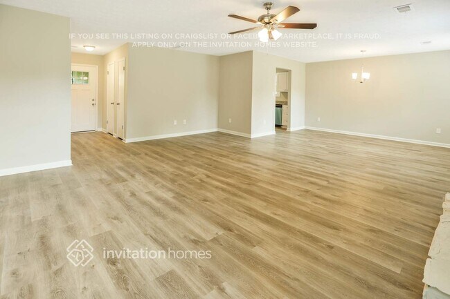 Foto del edificio - 888 Tall Deer Dr