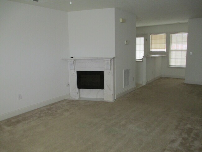 Foto del edificio - 131 John Ct