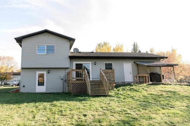 Building Photo - 631 Paperjack Dr