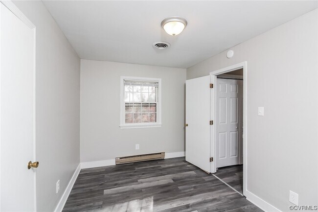 Building Photo - 104 Sandston Ave
