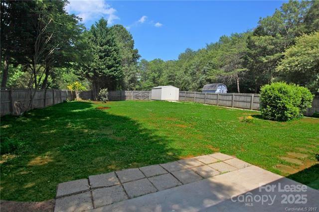 Building Photo - 13801 Dannemara Dr